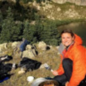 Meet your Posher, Claire annie